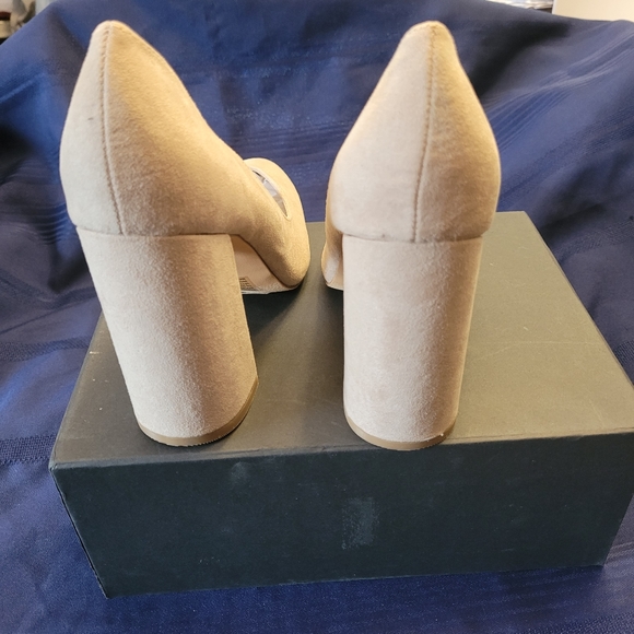 Ladies heel shoes - Picture 2 of 8